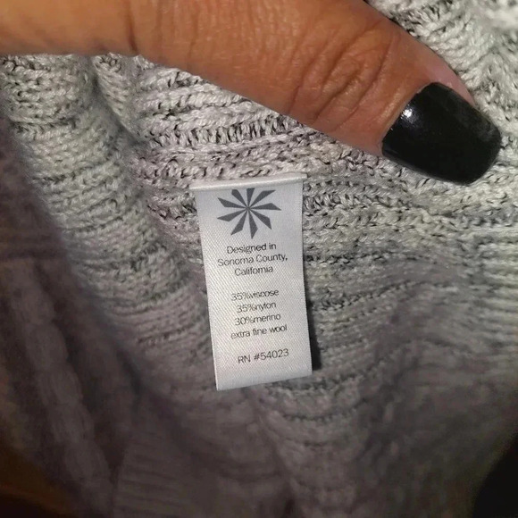 ATHLETA Womens Borealis Knit Sweater Small Gray Pullover Cableknit 459077 - Picture 6 of 6